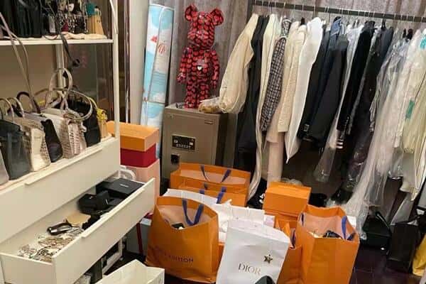 佛山回收一线品牌衣服